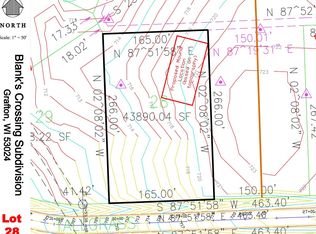 854 Tallgrass Dr, Grafton, WI 53024