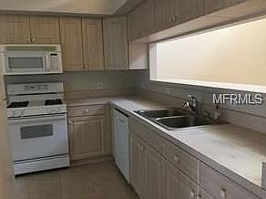 4th image of 4683 Winston Ln N #30