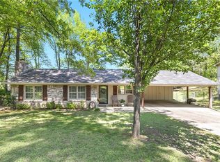 3860 Delray Ln, Northport, AL 35473