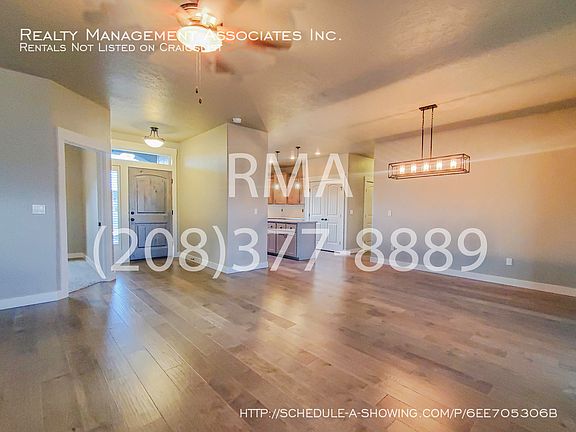 3rd image of 2768 E Andesite Ct