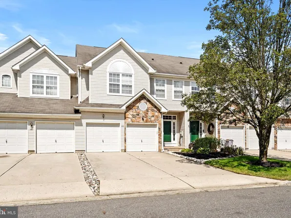 103 E Country Club Dr, Westampton, NJ 08060