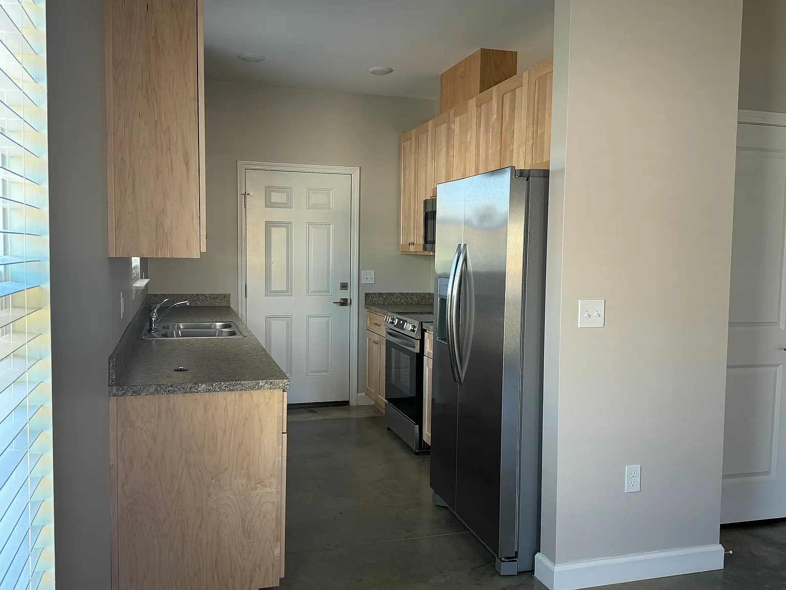 2 bed, 1014 sqft, $1,050 — Photo 4