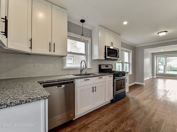 4th image of 9406 Lincoln Ave
