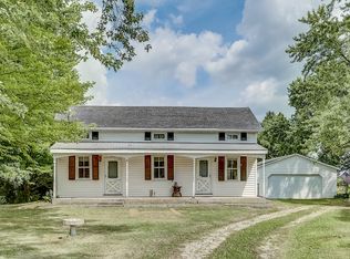 8919 Caldwell Rd, Mukwonago, WI 53149