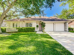 9710 Walnut Glen Dr, Houston, TX 77064