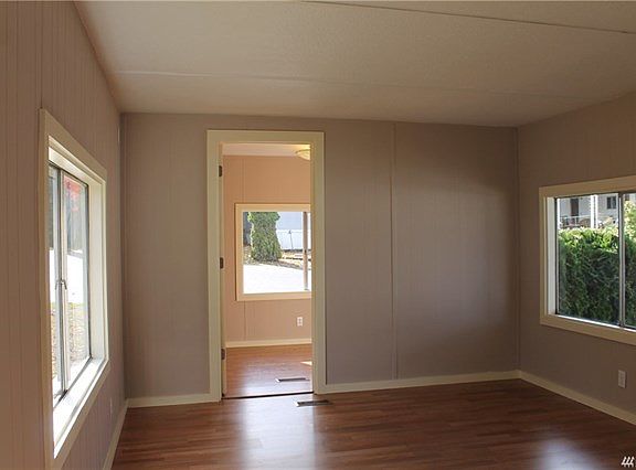 5th image of 84 Bayview Park Ln Trlr 2