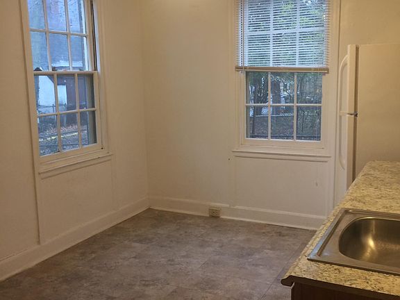 5th image of 6727 Murray Ave