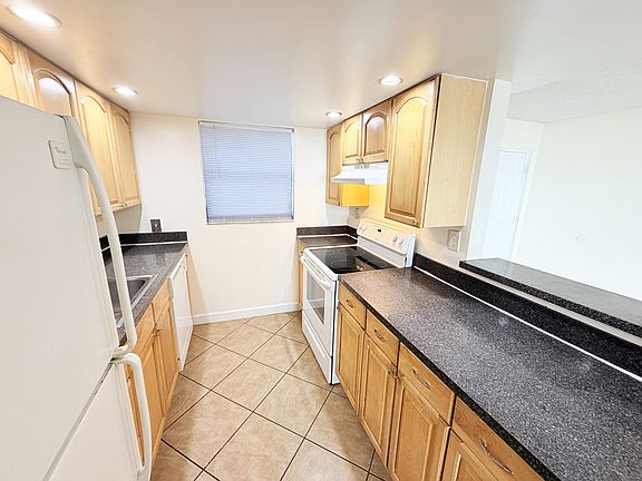 2nd image of 1950 N Congress Ave APT 103