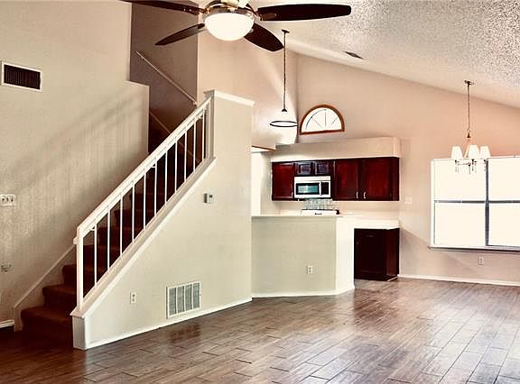 3rd image of 10622 Carovilli Dr