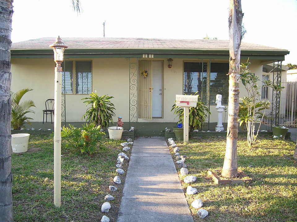 1st image of 1101 NE 10th St