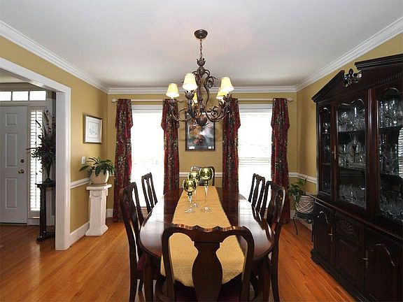 5th image of 6317 Tripp Pl