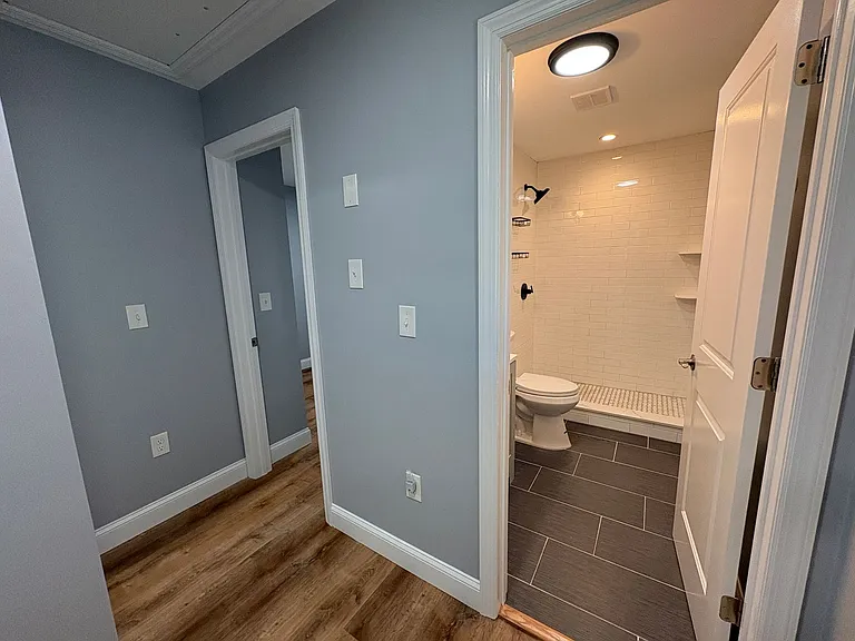 213 Dewitt Ave — Photo 13