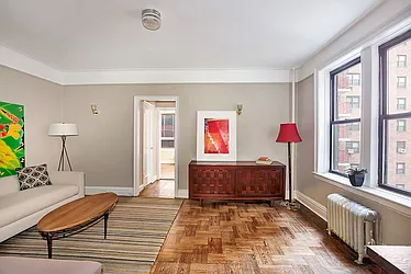 Rented by Warburg