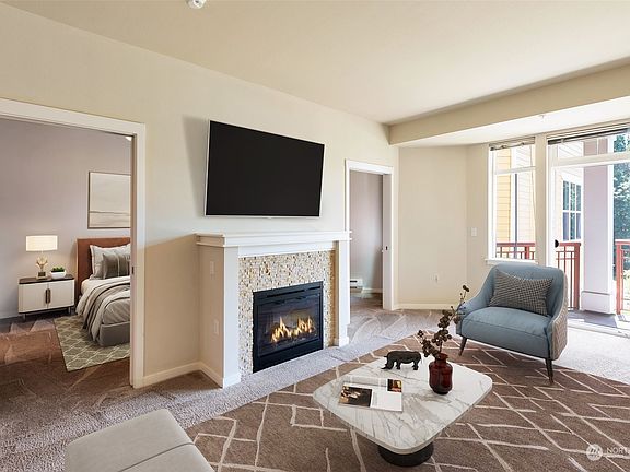 4th image of 16141 Cleveland Street #517