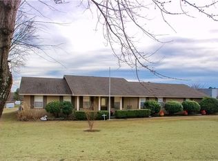 1910 W Shawntel Smith Blvd, Muldrow, OK 74948