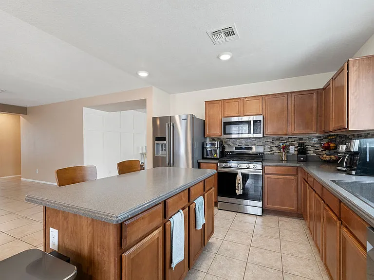 5840 E Tercel Dr — Photo 10