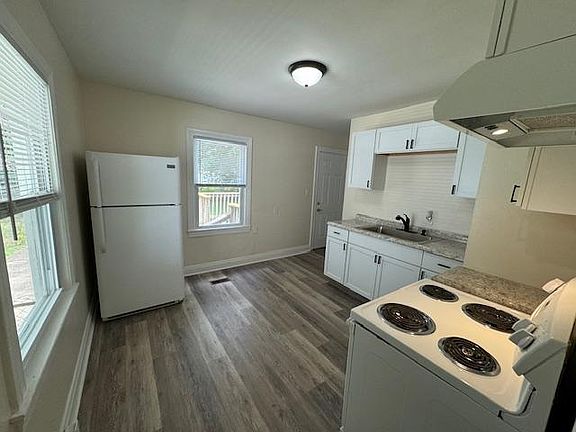 5th image of 351 N 43rd St