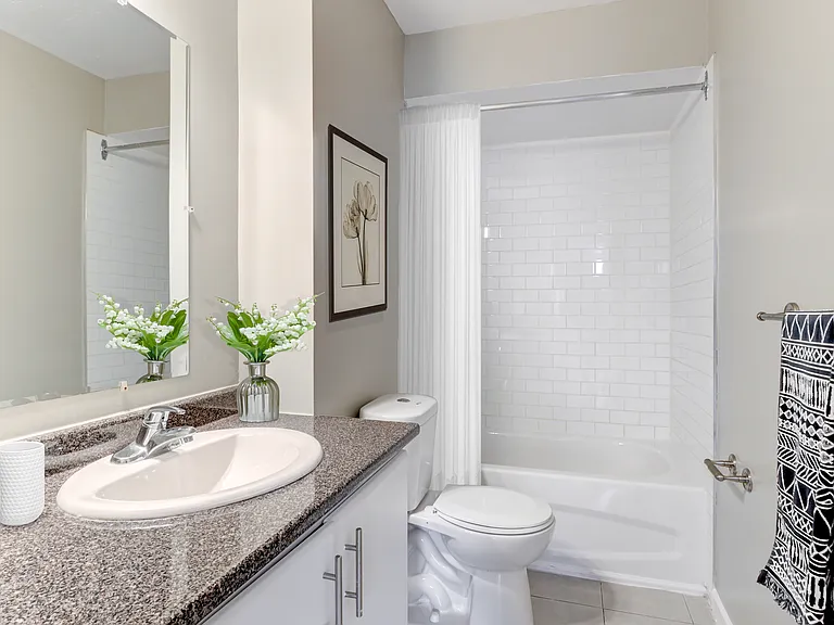 2840 Baycrest Dr — Photo 7