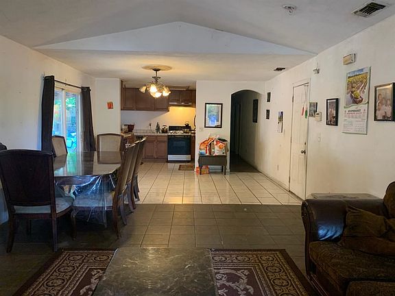 4th image of 3483 Del Paso Blvd