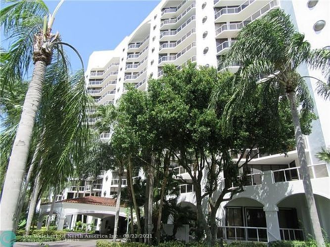 1st image of 3610 Yacht Club Dr APT 612