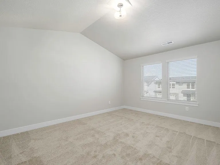 12372 Eovaldi Ave — Photo 11