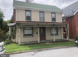 25 Chestnut St, Mount Holly Springs, PA 17065