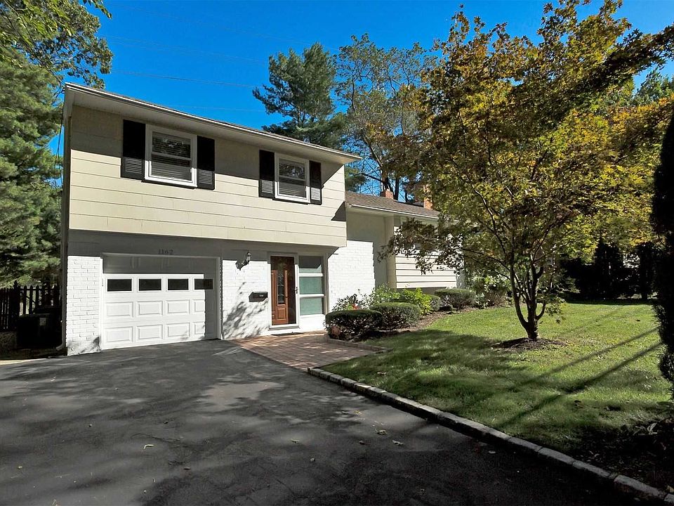 1st image of 1162 Glen Cove Ave
