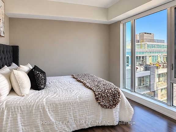 4th image of 565 Wilson Ave #802