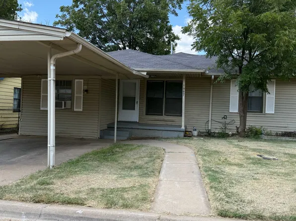 1907 NW Ozmun Ave, Lawton, OK 73507