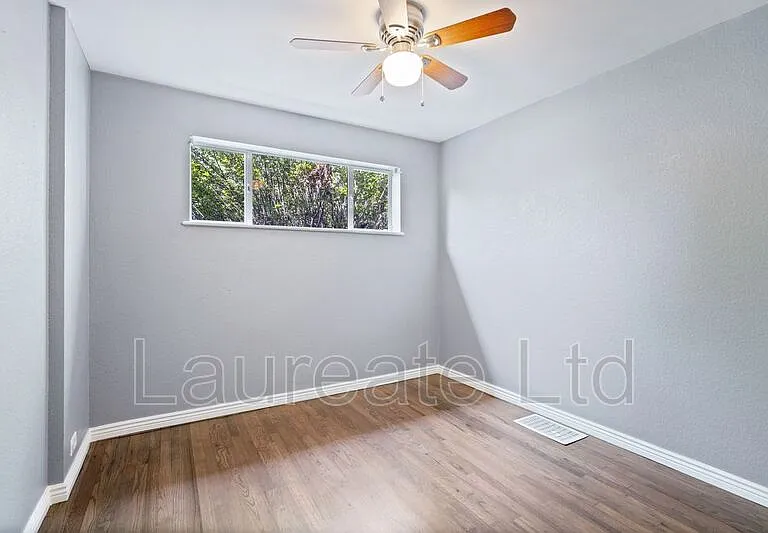 2880 N Harrison St — Photo 15