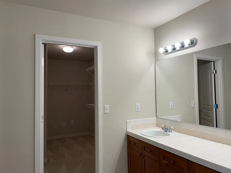 347 NW 207th Ave — Photo 18
