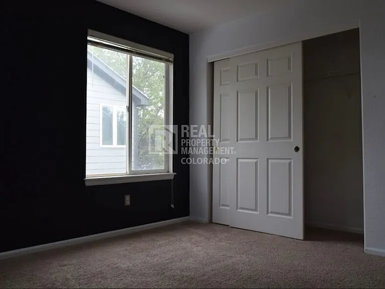 1844 Powell St — Photo 22