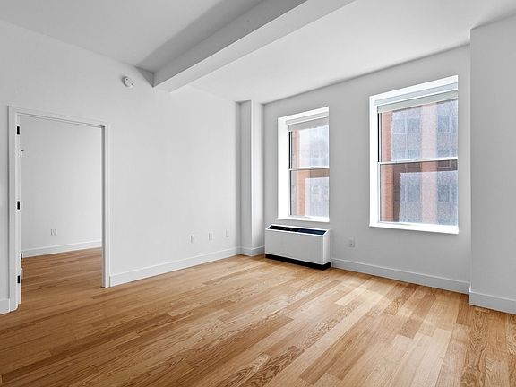3rd image of 67 Wall St APT 16I