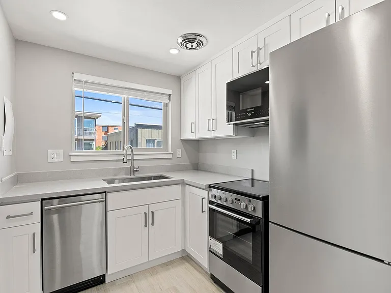 7215 Linden Ave N #105 — Photo 1