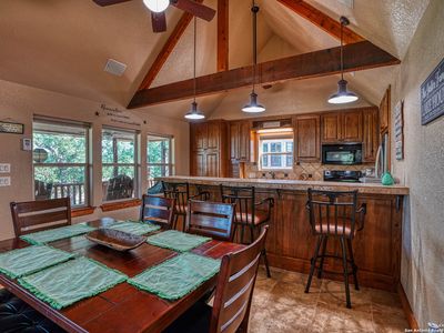 914 Pebble Beach Dr NW, Lakehills, TX, 78063