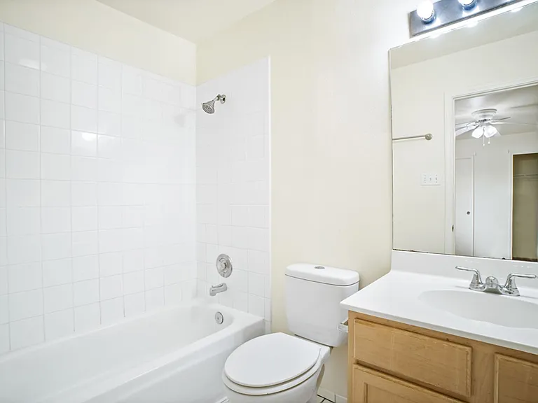 6054 Bantry Bay — Photo 20