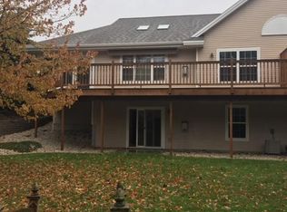280 Lighthouse Cir, Manistee, MI 49660