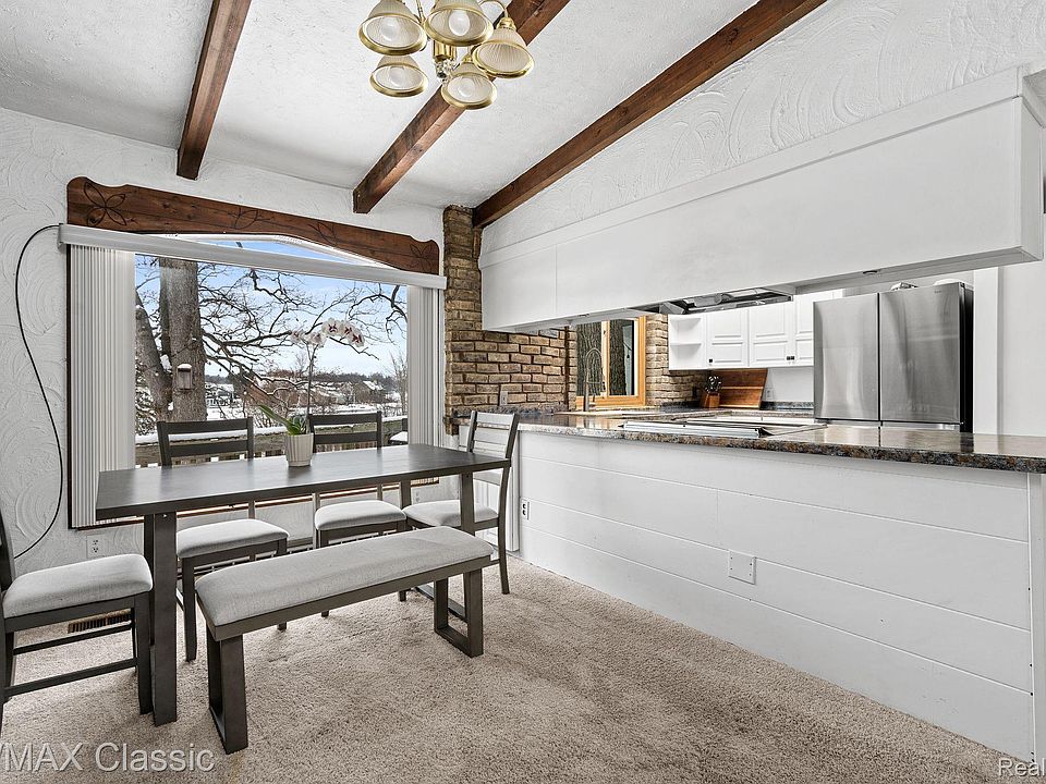 1726 W Oakley Park Rd, photo 28