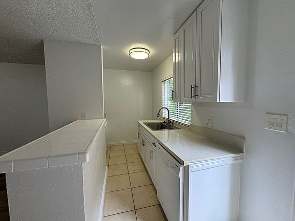 3rd image of 6736 Cleon Ave #4502