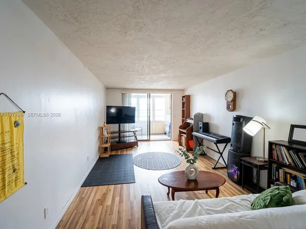 2841 Somerset Dr APT 307, Fort Lauderdale, FL 33311