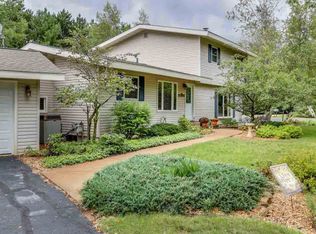 8560 Cedar Ln, Wisconsin Rapids, WI 54494