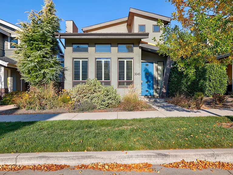 3045 S Shadywood Way — Photo 1