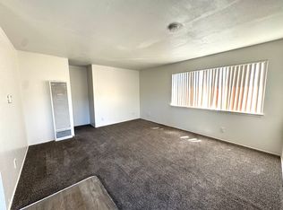 2502 Entrada Way, Tracy, CA 95376