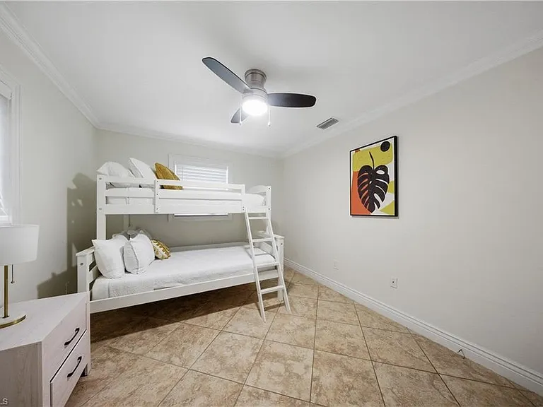 2473 Poinciana St — Photo 39