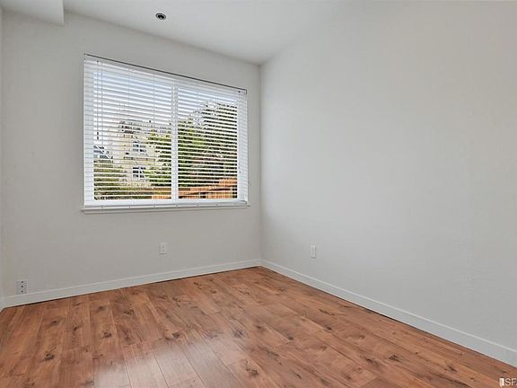4th image of 1650 11th Ave #1650A