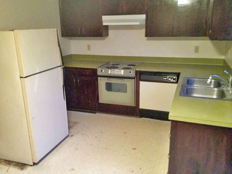 2nd image of 241 S 46th St