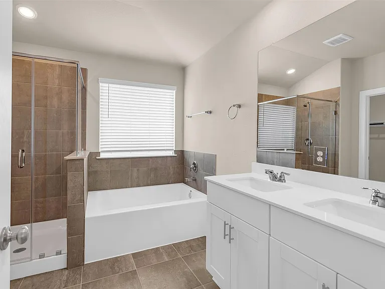 18095 Martin Pines Dr — Photo 27