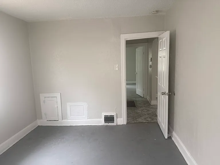 4519 June Ave — Photo 7