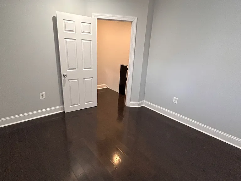 5223 Euclid St — Photo 14