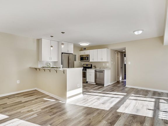 2nd image of 3417 University Blvd W APT 202